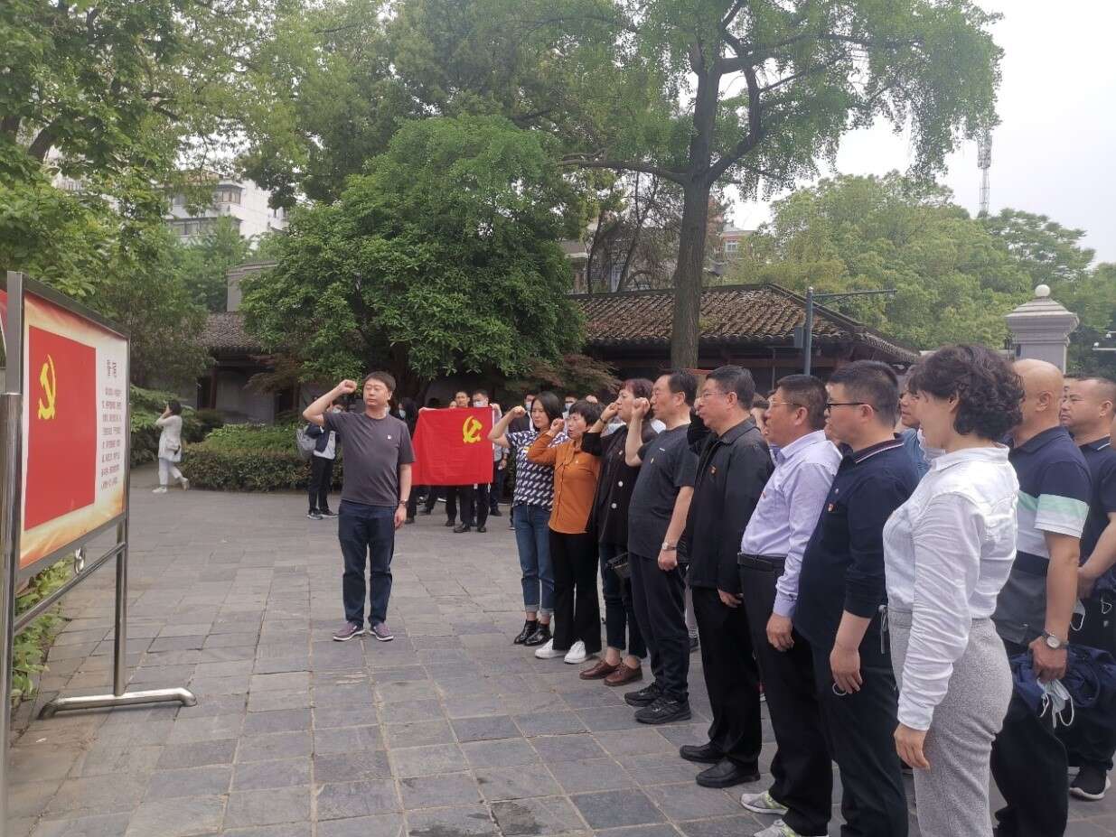 張家口市交投集團管理人員綜合素能提升研修班在武漢大學順利舉辦