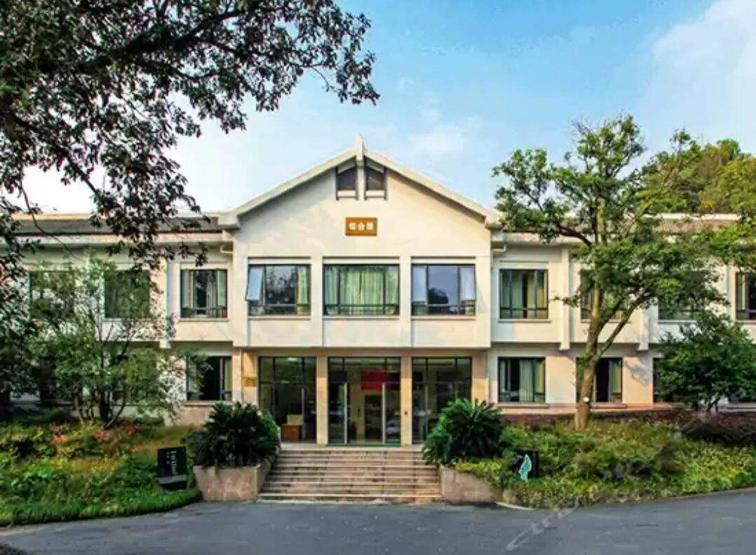 浙江上鐵錢江酒店